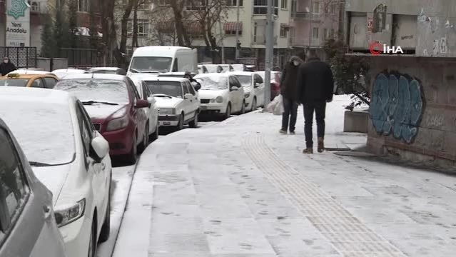 Başkent'te kar yağışı