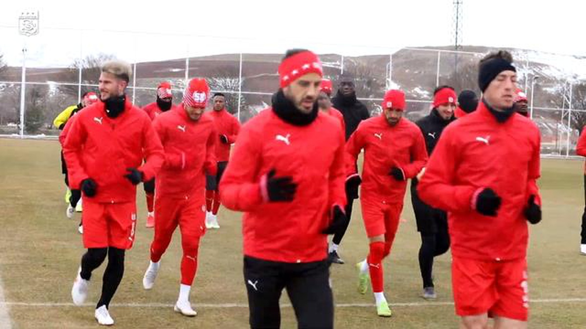 Sivasspor, Alanya Hazırlıklarını Sürdürdü