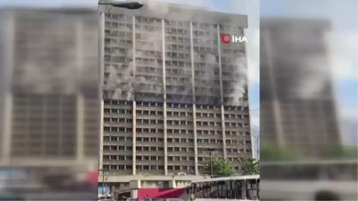 Venezuela'da Eğitim Bakanlığı binasında korkutan yangın