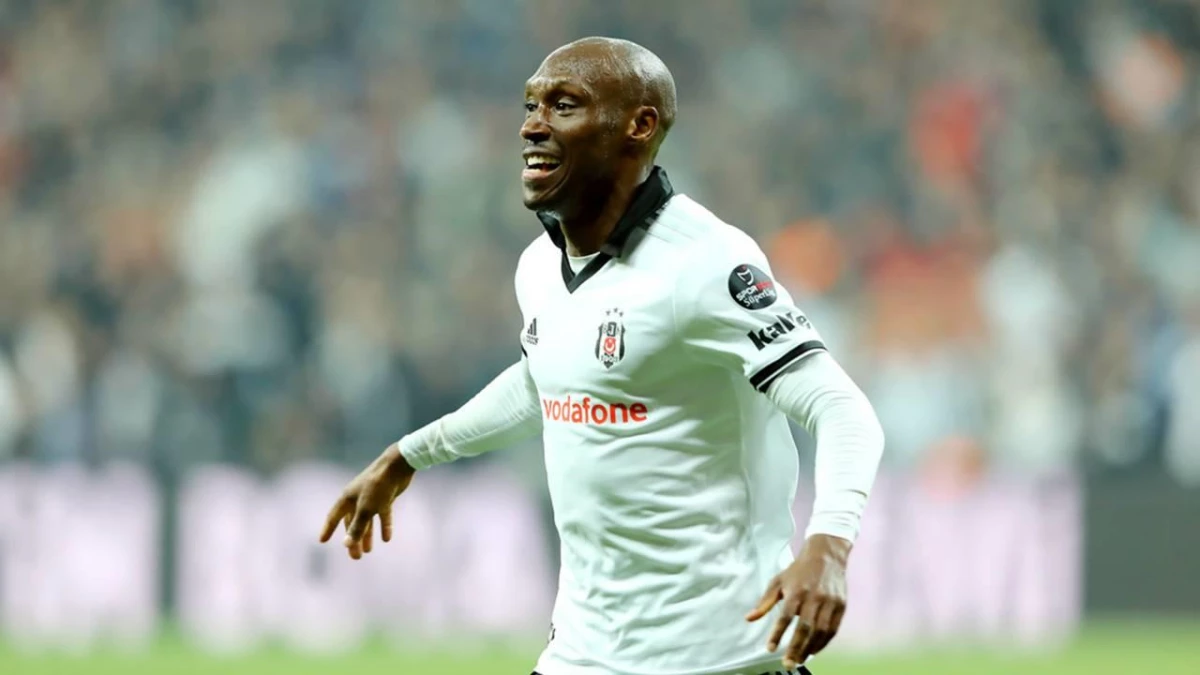 Beşiktaş, Atiba\'ya 1 yıllık yeni sözleşme önerdi