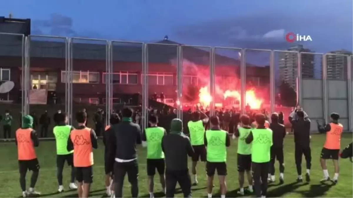 Bursaspor taraftarından takımına büyük sürpriz