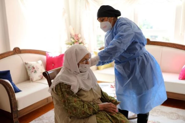 Samsun İl Sağlık Müdürü Oruç'dan 85 yaş üstü için aşı çağrısı