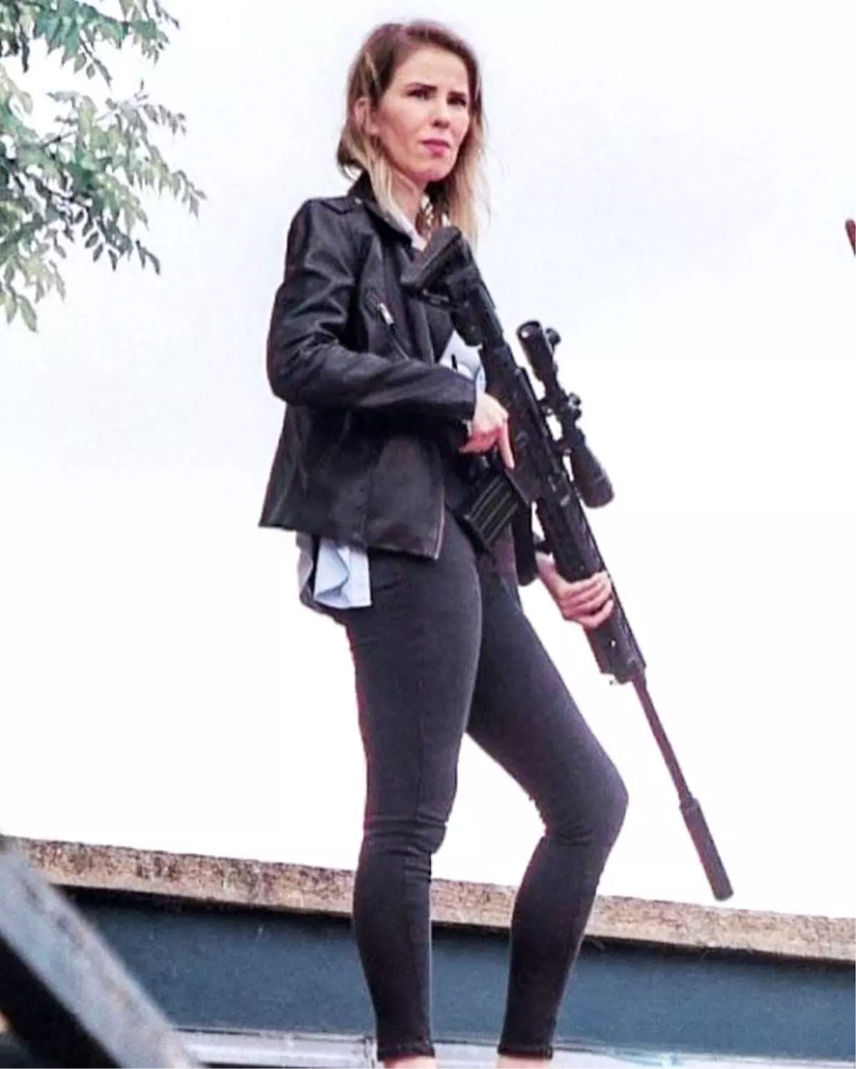 Selin komisere hırsız şoku!