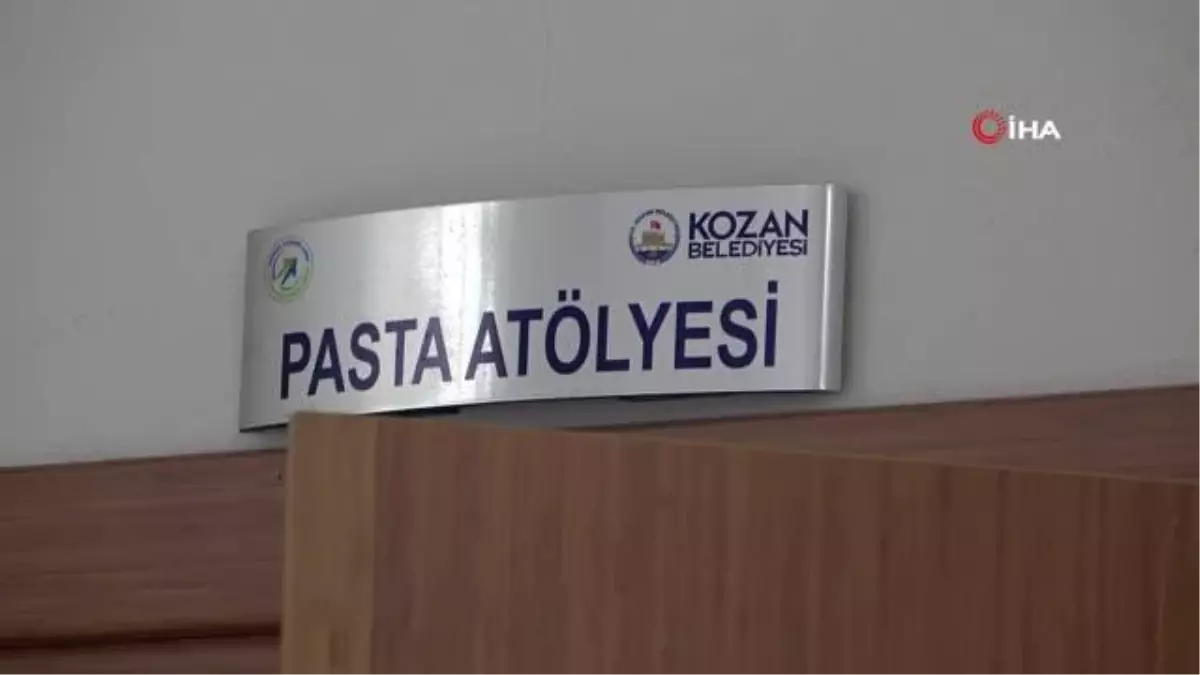 Kozanlı kadınlar pandemi stresini pasta yaparak atıyor