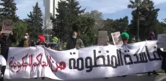 Tunus'ta gözaltına alınan protestocuların serbest bırakılması için gösteri düzenlendi