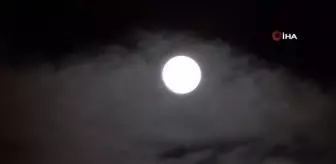 2021 yılının ilk ayının son dolunayı mest etti