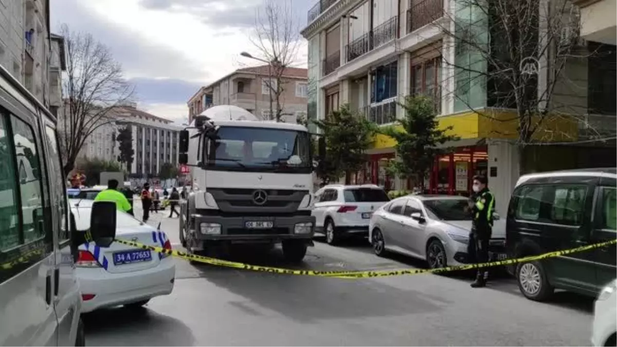 Küçükçekmece\'de beton mikserinin altında kalan kadın hayatını kaybetti