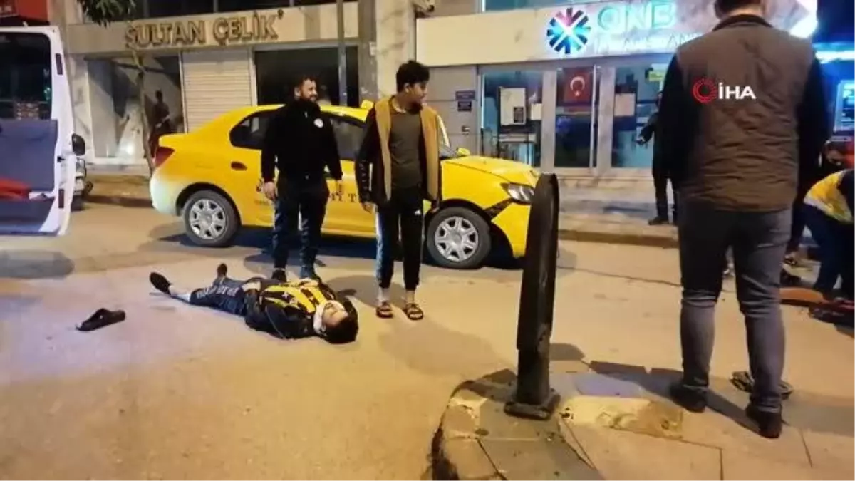 Ticari taksi ile motosiklet çarpıştı: 2 ağır yaralı