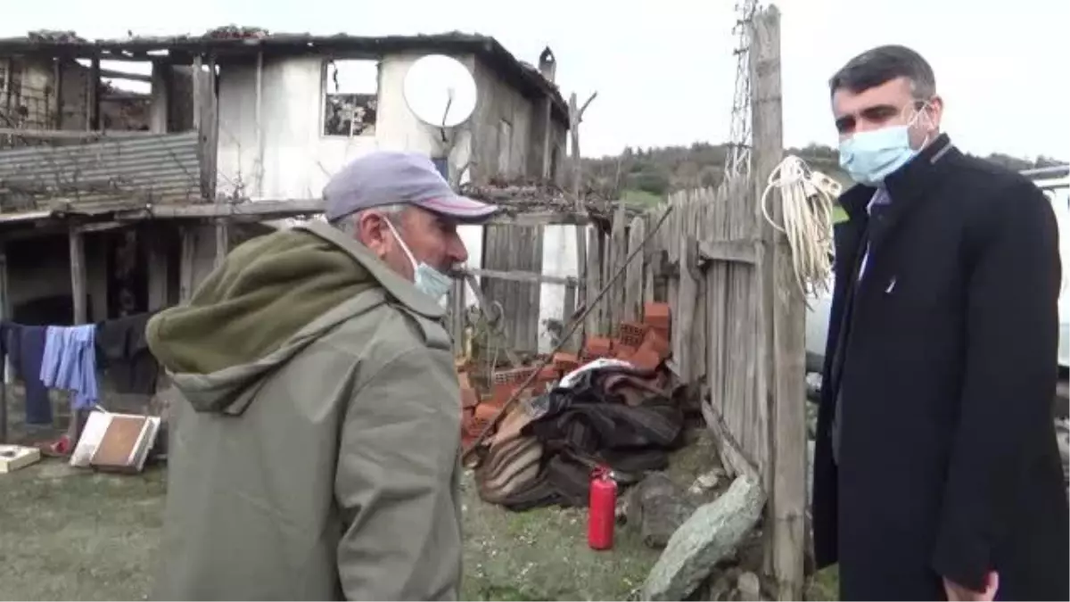 ÇANAKKALE - Lapseki\'de yıldırım isabet eden evde yangın çıktı