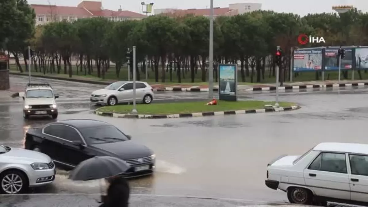 Manisa\'da dereler ve sulama kanalları taştı