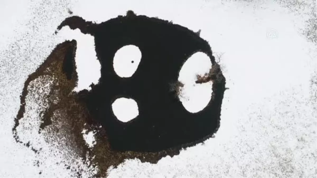 Bingöl\'ün "yüzen adaları" kışın fotoğrafçıların ve gezginlerin gözdesi