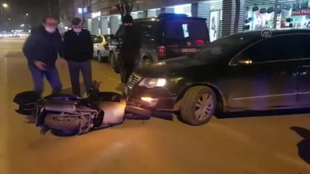 İnegöl'de otomobilin çarptığı motosikletin sürücüsü yaralandı