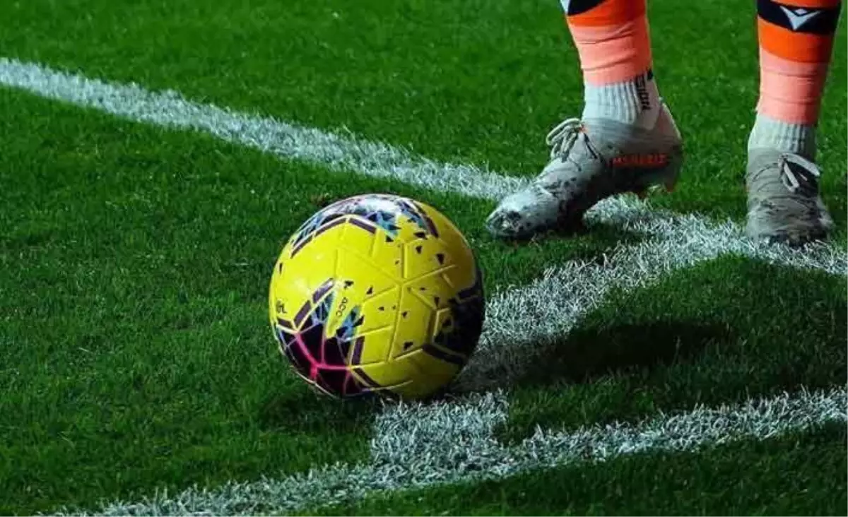 Süper Lig kulüpleri ara transferde toplam 288 milyon TL harcadı