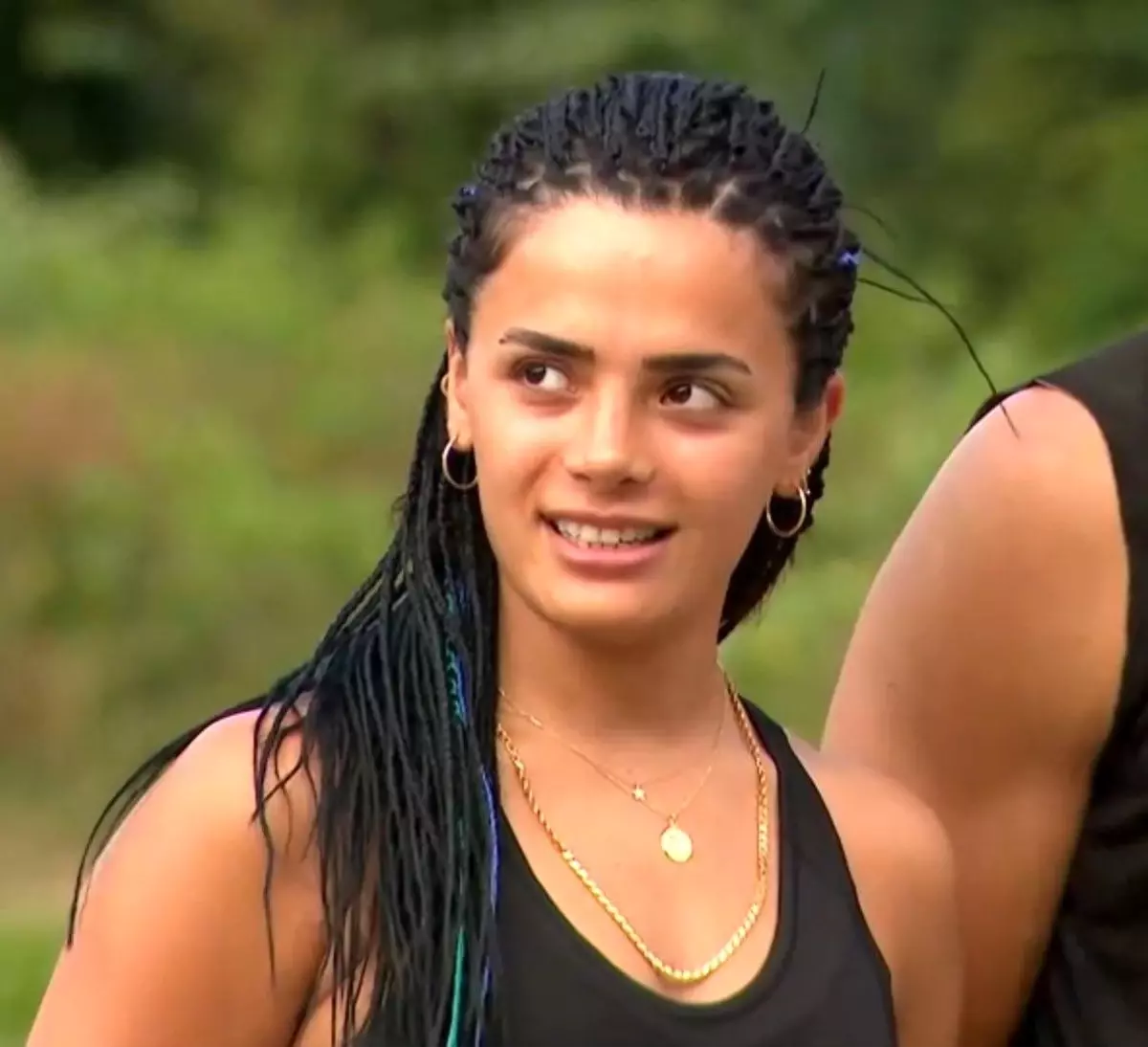 Survivor\'a veda eden Duygu Serap Salman\'ı bakın kime benzettiler
