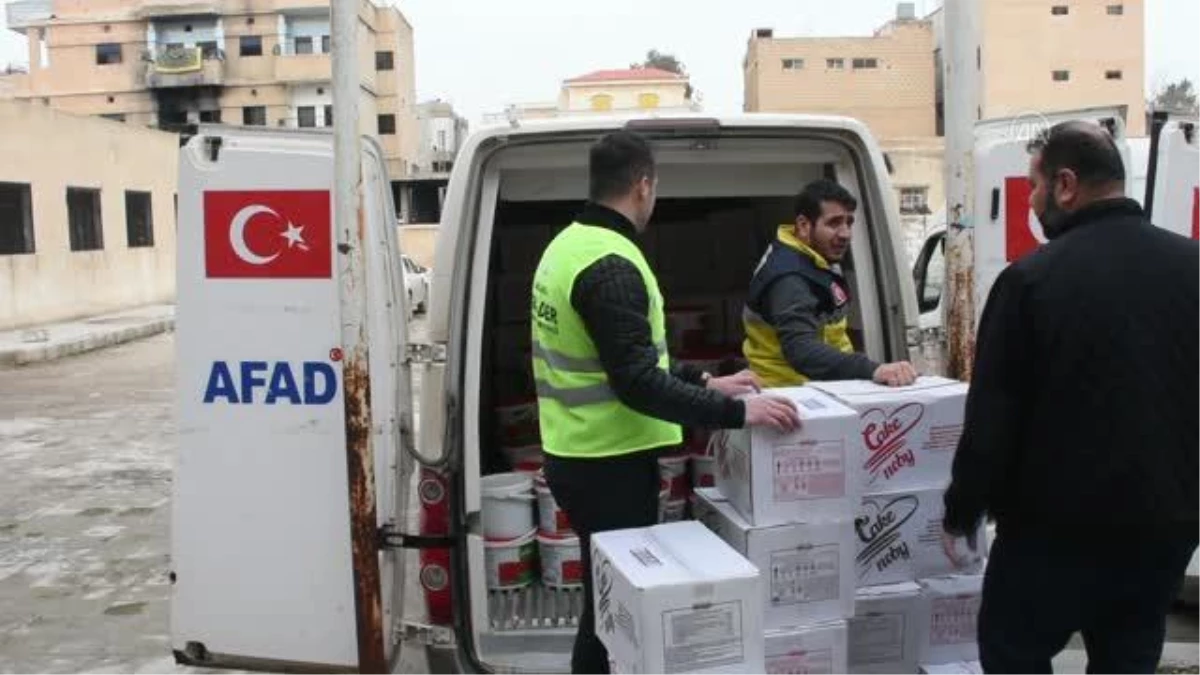 Türk askerinden Rasulayn\'da muhtaç ailelere insani yardım dağıtımı