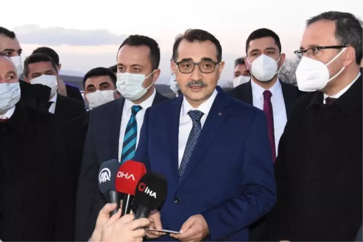 Bakan Dönmez: 5 yılda, yıllık altın üretimi 100 tona çıkacak