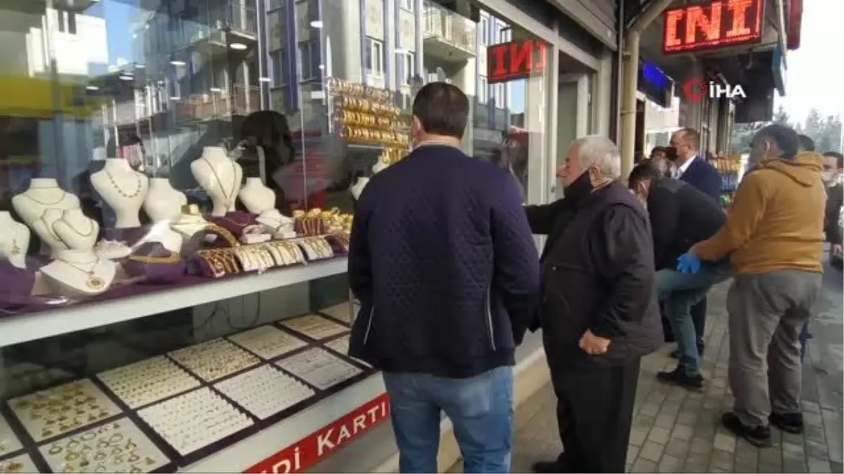 Son dakika haberi | Bursa\'da pompalı tüfekle soygun güvenlik kamerasında