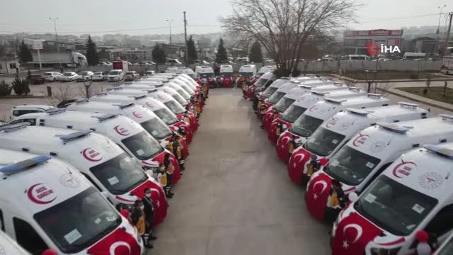 Diyarbakır'da 31 yeni ambulans hizmete girdiDiyarbakır'da 31 yeni ambulans hizmete girdi