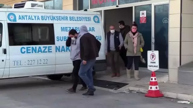 Falezlerden düşerek ölen kadının cenazesi ailesine teslim edildi