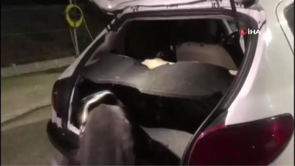 Otomobilin yakıt deposunu uyuşturucu zulasına çevirmişler