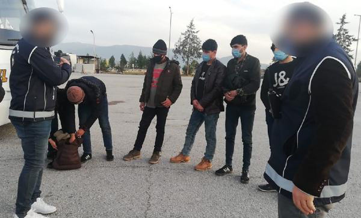 Osmaniye\'de 6 kaçak göçmen yakalandı