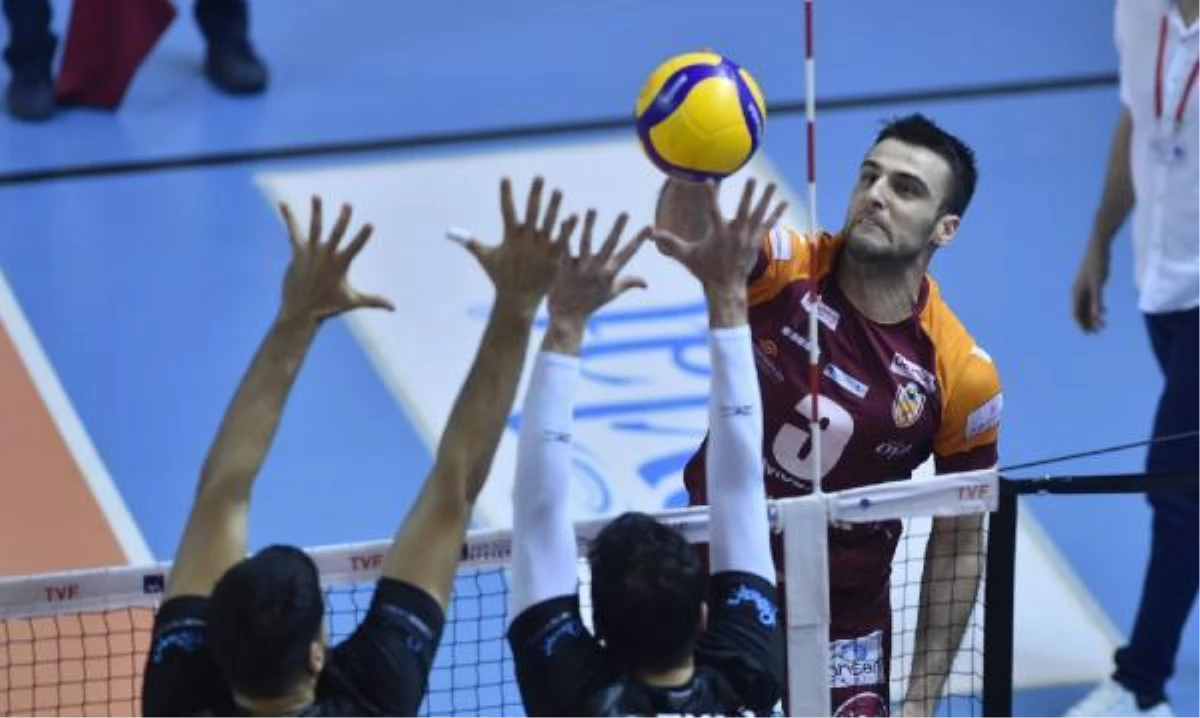 İnegöl Belediyespor - Halkbank: 1-3