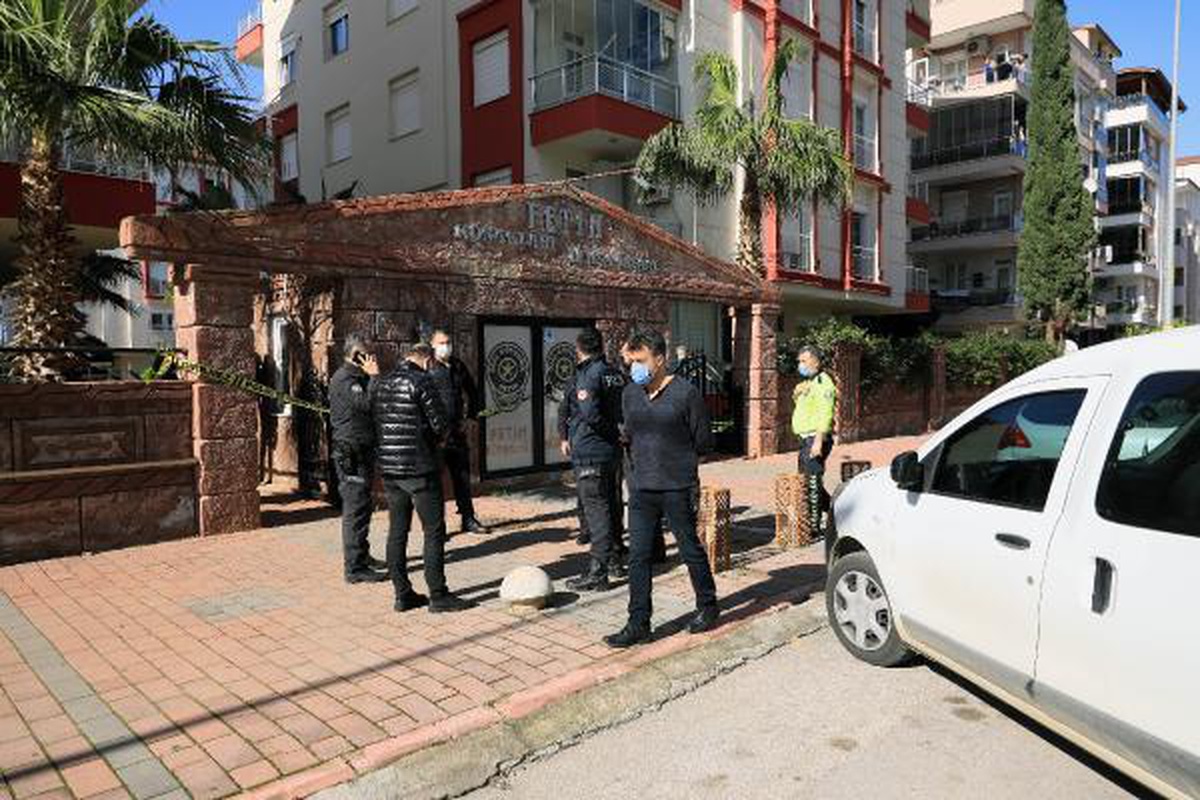Yüzündeki yaraların izi kalınca bunalıma girip, intihar etti iddiası