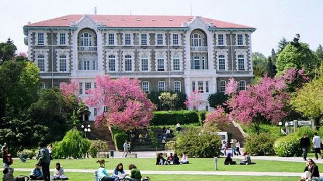 Boğaziçi Üniversitesi'nde hukuk fakültesi ve iletişim fakültesi kuruldu