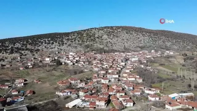 Bu köyde her evin altında yüzlerce yıllık atölye var