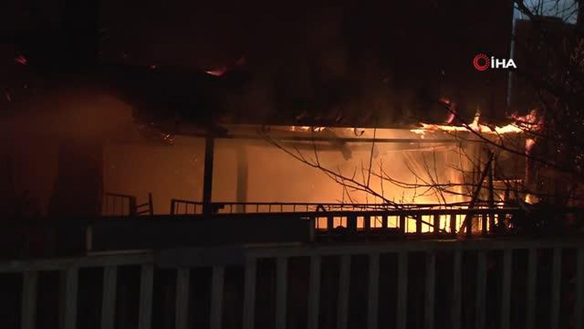 Son dakika haber | Evin bahçesi alevlere teslim oldu