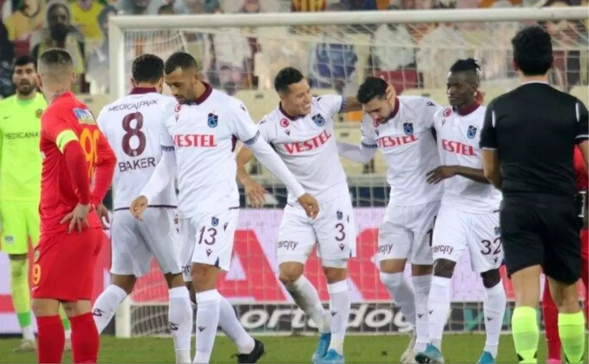 Trabzonspor, deplasmanda Yeni Malatyaspor\'u 2-0 mağlup etti