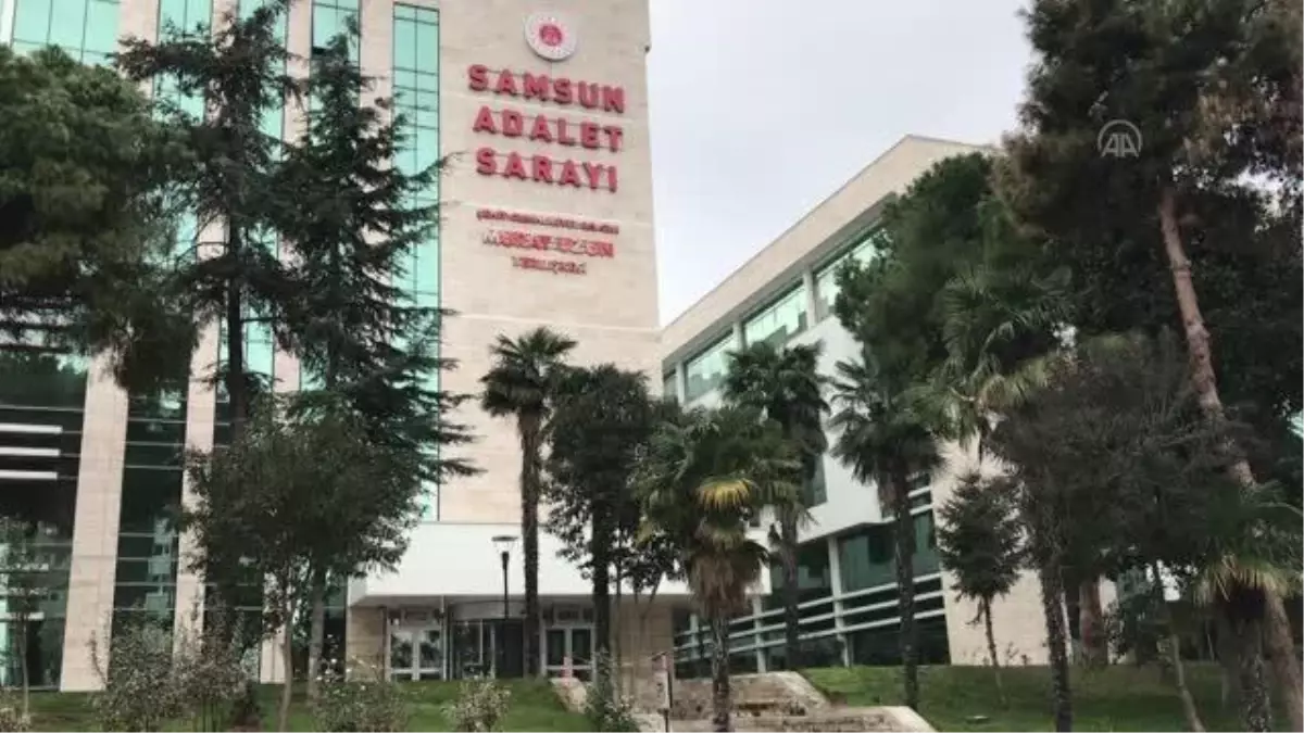 Son dakika haber... Uyuşturucu operasyonunda sayfaları kesilerek kitaba gizlenen hassas terazi ele geçirildi