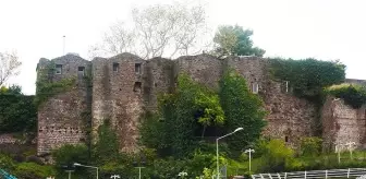 Paşa torunları, 700 yıllık Güzelhisar Kalesi'nin varisi oldu