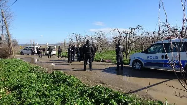 Yol kenarında 3 mermiyle vurulmuş bir adamın cansız bedeni bulundu