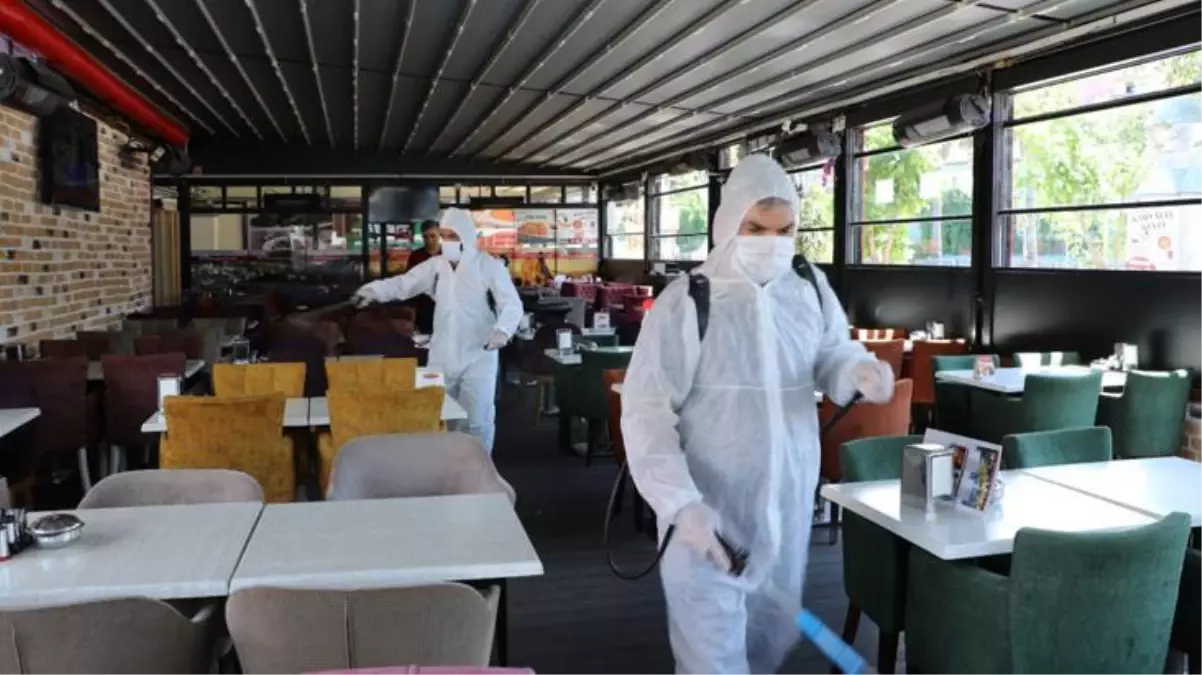 Kafe ve restoranlar ne zaman açılacak? Bakan Koca, mart ayını işaret etti