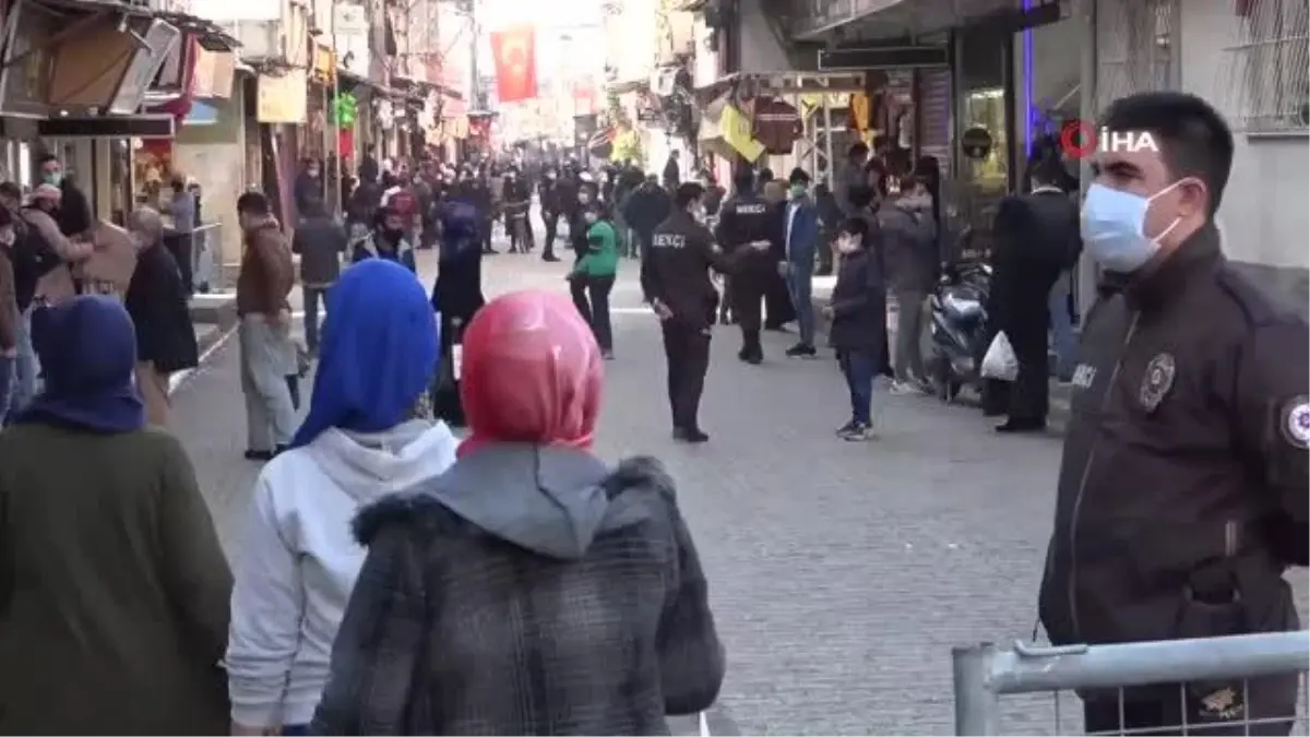 Kalabalık sokaklar koronaya davetiye çıkardı