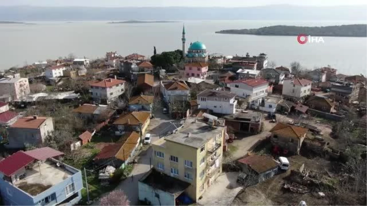 Leylek köyünde büyük seferberlik...Tüm yuvalar yenilendi