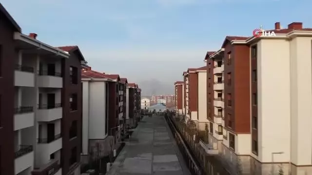 deprem firsatcilarinin kursaginda kaldi elazig da kiralik ve satilik ev fiyatlari dustu
