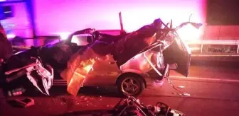 Kavşakta dönen tıra otomobil çarptı: 3 ölü, 5 yaralı