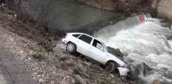 Otomobil dereye uçtu, sürücü kayıplara karıştı