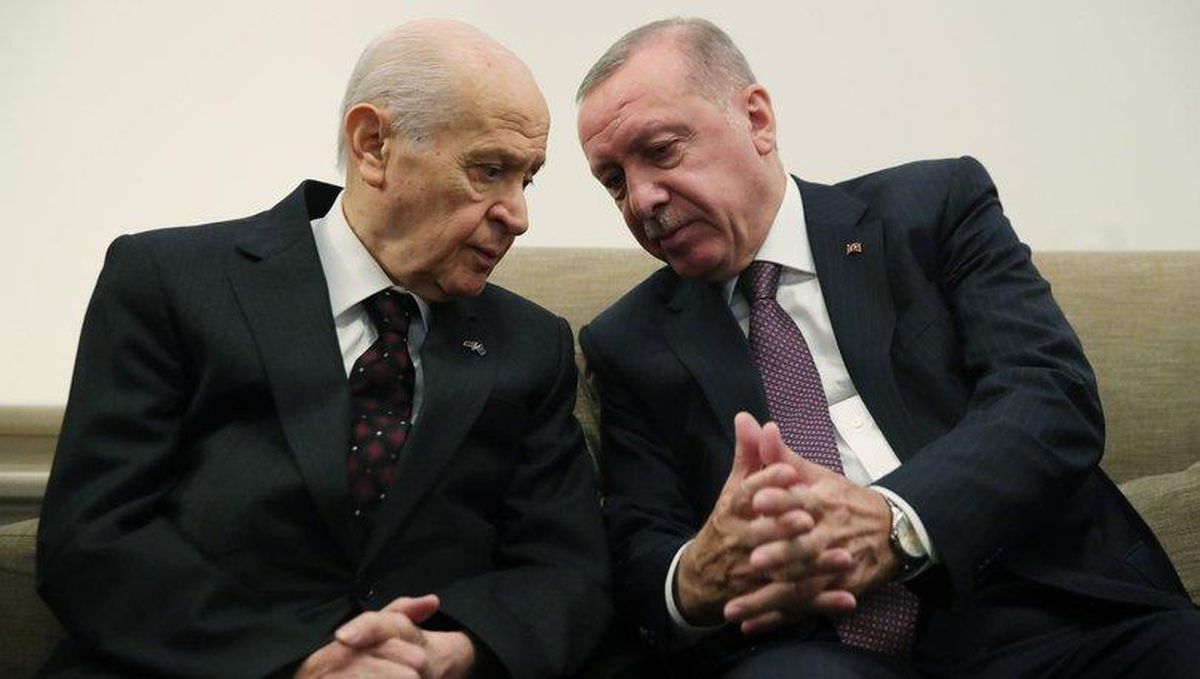 AK Parti, ittifak ortağı MHP'ye sunacağı çalışmaya son seklini verdi! Seçim barajı yüzde 7 oluyor
