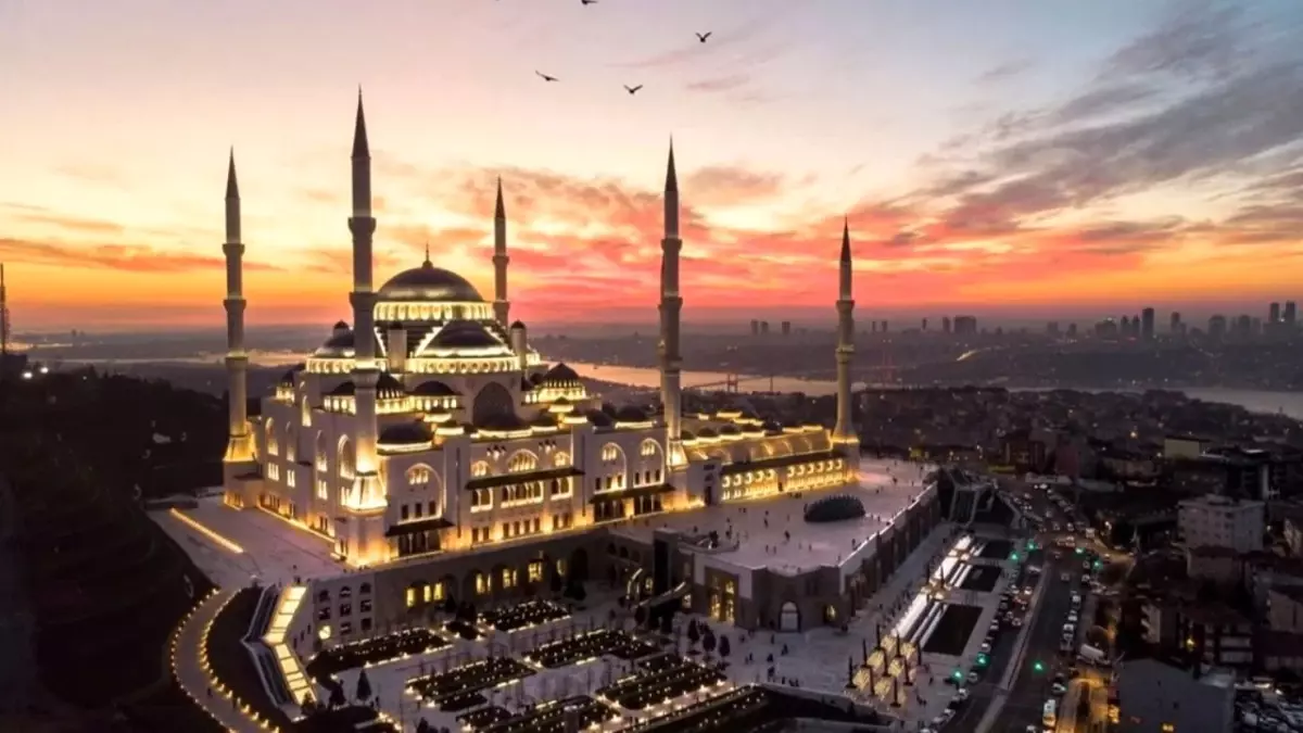 Cuma namazı kaç dakika sürer? Cuma namazı ne kadar sürer, ortalama kaç dakika sürer?