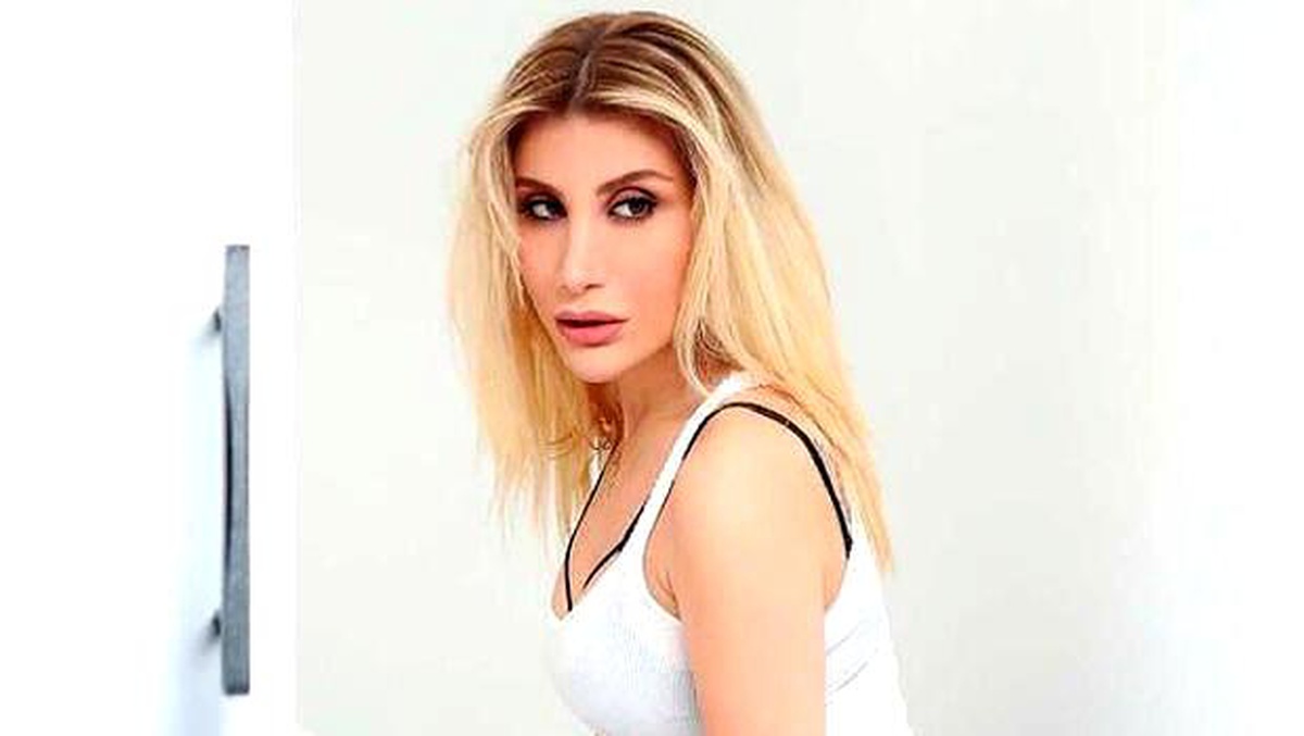 İrem Derici: Ünlü olmak için benimle oluyorlar