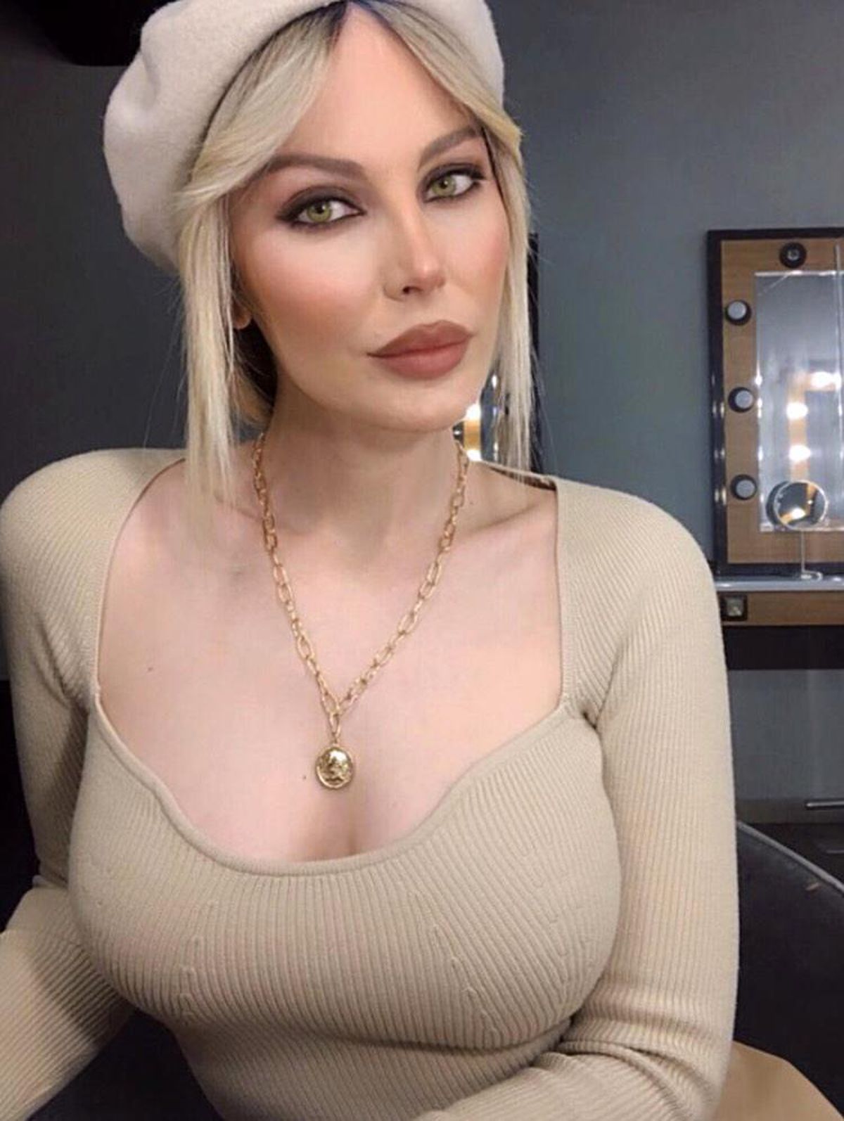 Kıvrak dansı yüzünden işinden olan Hande Sarıoğlu\'ndan şaşırtan açıklama