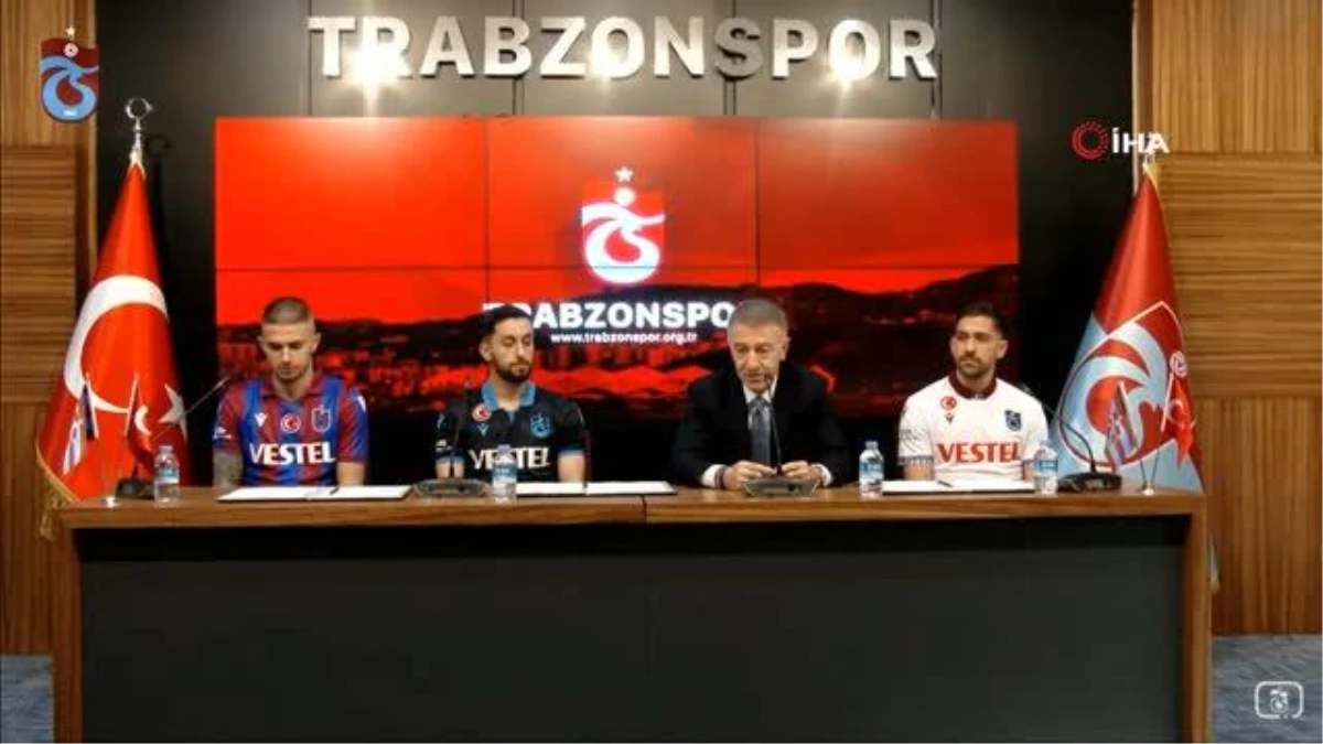 Trabzonspor, yeni transferlere imza töreni düzenledi