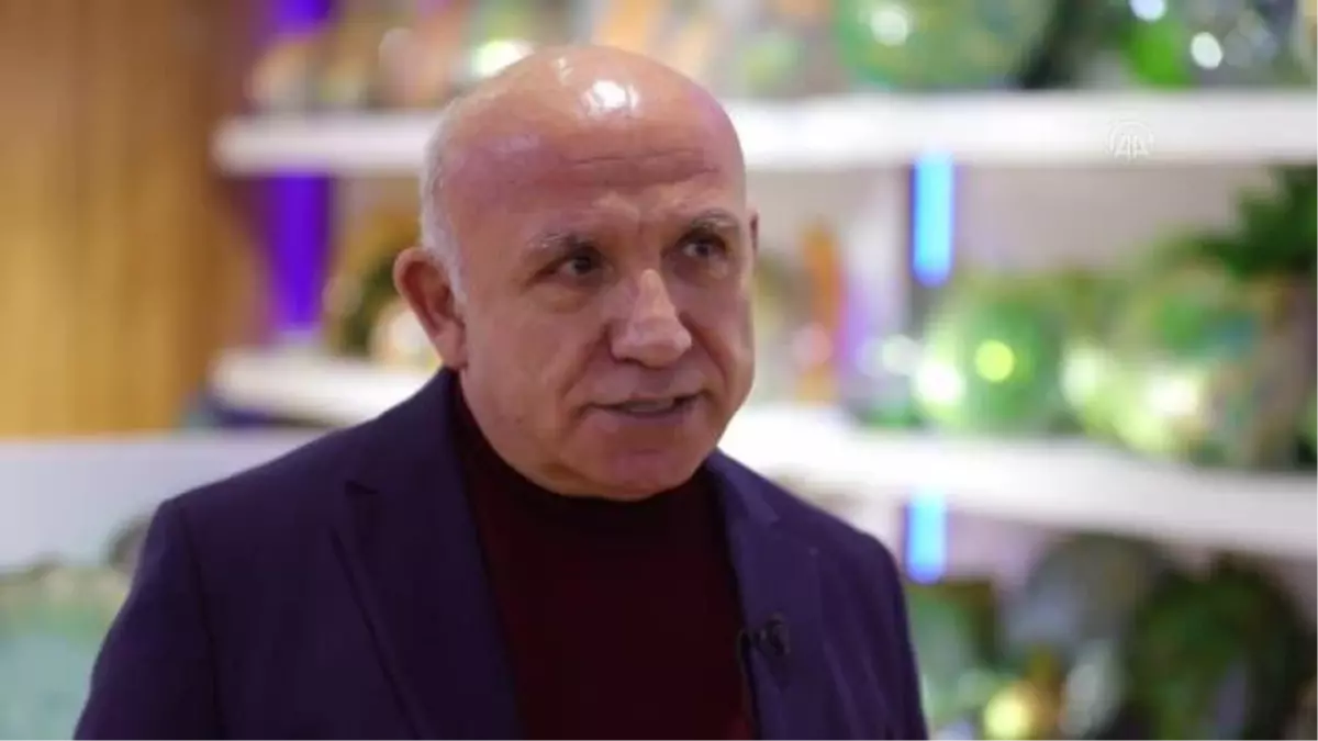 Son dakika! Cam üfleme ustaları, salgında nefesleriyle ekonomiye katkı sunmaya devam ediyor (2)