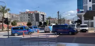 Pompalı tüfekli baskın yapıp 3 kişinin yaralanmasına neden olan kadın tutuklandı