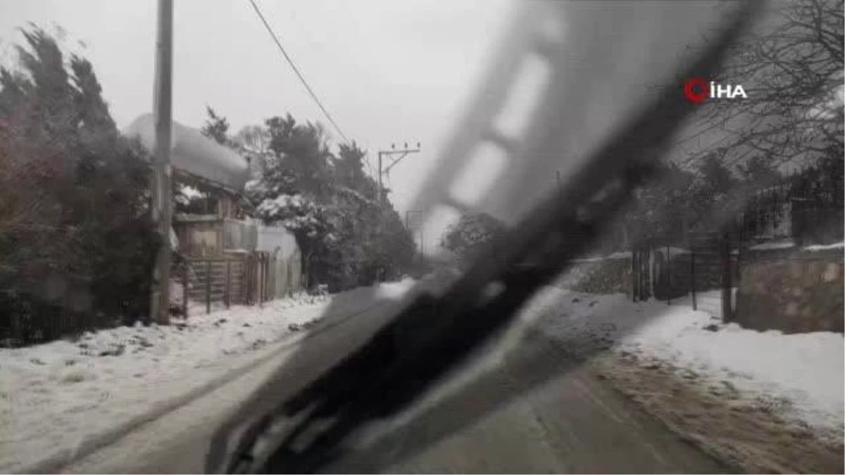Bandırma\'da kar etkili oldu, ekipler teyakkuza geçti