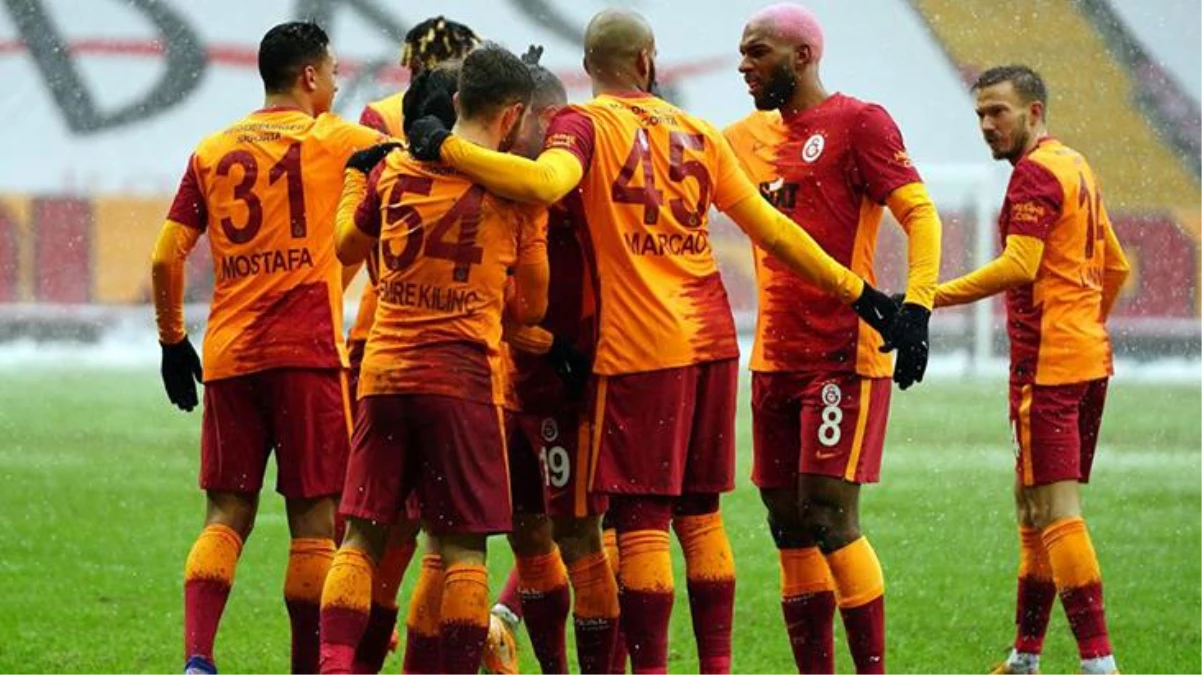 Galatasaray, sahasında konuk ettiği Kasımpaşa\'yı 2-1 mağlup etti