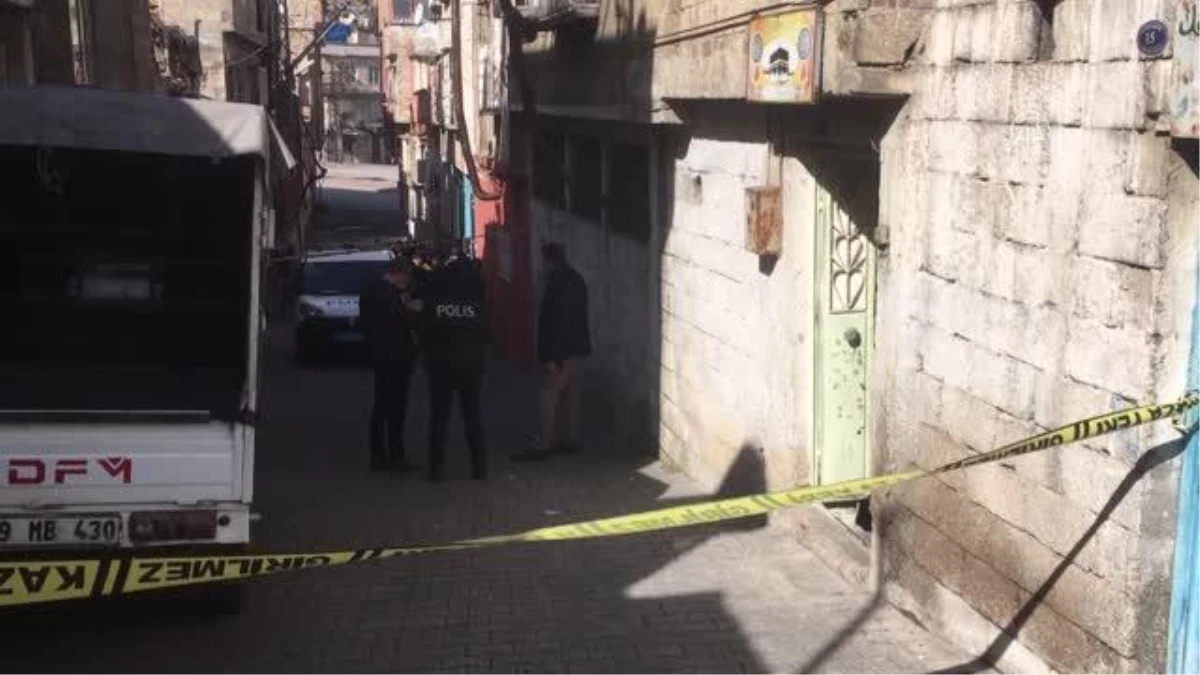 GAZİANTEP - Duvarın altında kalan inşaat işçisi öldü